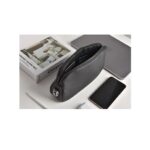 wiwu alpha anti-theft clutch travel in style