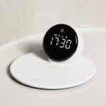 WIWU WI-W017 15W Wireless Charger with Digital Alarm Clock