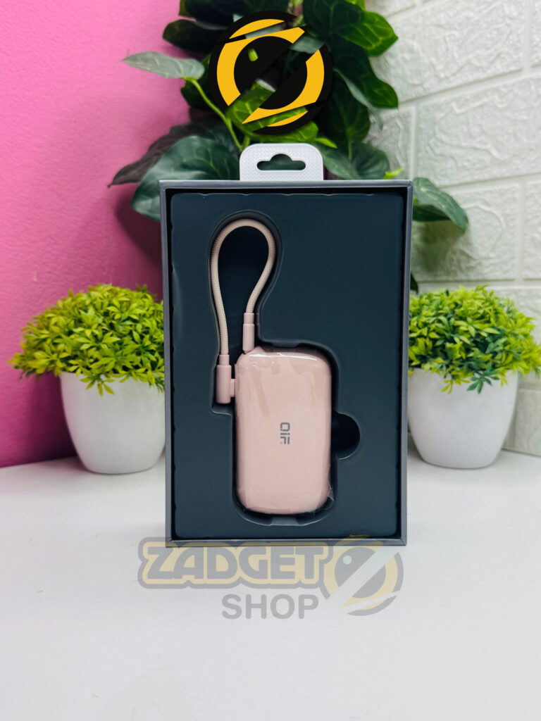 Pink QIF QY-54 Mini PD30W 10000mAh power bank in retail packaging with built-in charging cable